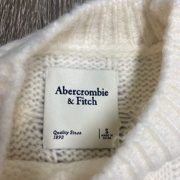 A&F knit sweater - Picture 3 of 4